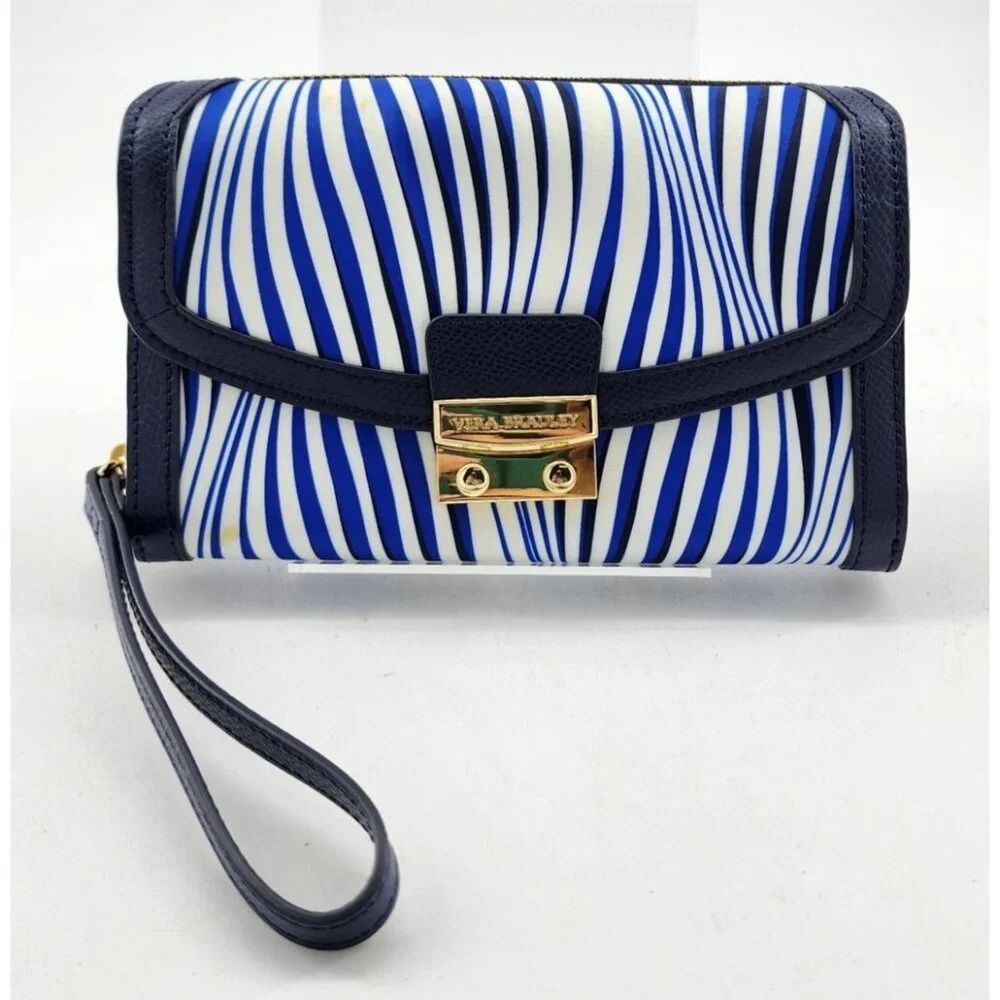 Vera Bradley Tess Wristlet Wallet Zip Around Clutch Organizer Blue Wavy‎ Stripes